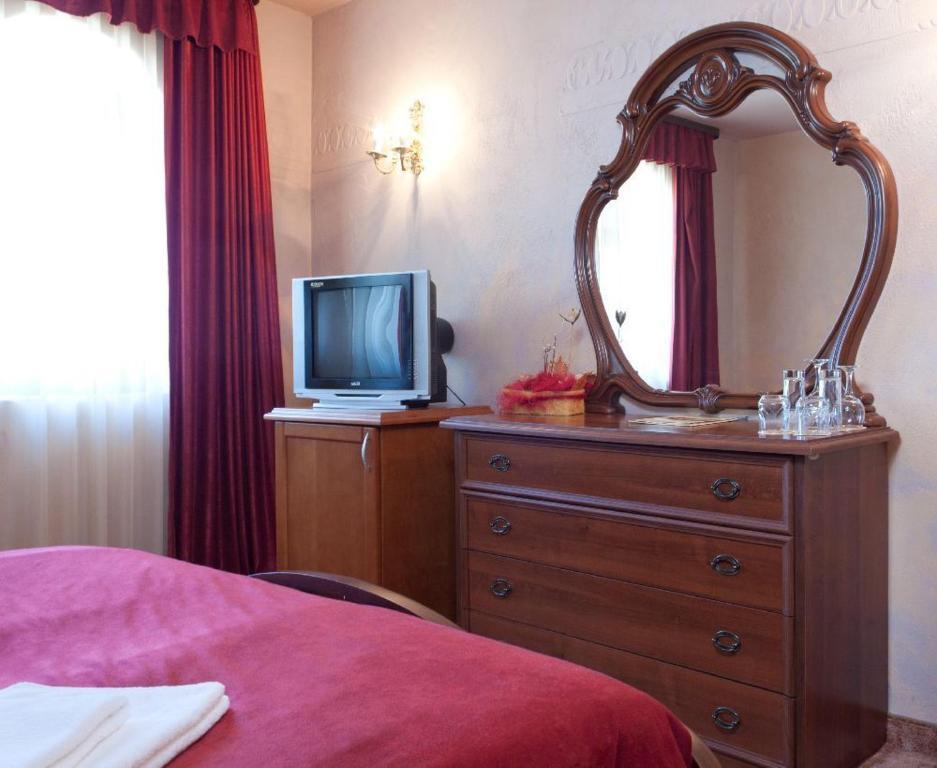 Kaloyanova Fortress Hotel Arbanasi Bilik gambar